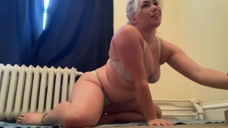 160818006_yoga-donuts-oh-my_0.m4v