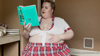 345035574_horny-fat-school-girl_0.m4v