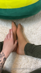 182576690_pov-youre-sitting-laying-in-front-of-me-and-im-rubbing-my_0.m4v