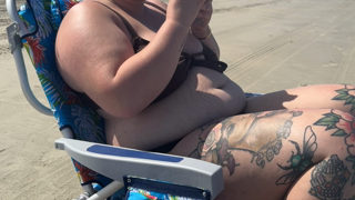 1721828410_beach-stuffing-in-a-bikini-a-fantasy-i-ve-had-for-a-long-tim_0.mp4