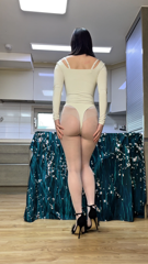 Conte White Leotard Style.mp4