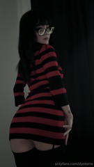 1478832933_press-play-for-a-treat-3_0.mp4