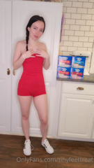 40366300_xxx-girlfriend-experience-poptarts-and-other-snacks-i-pl_0.m4v