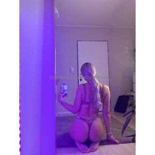 2026-04-152316x3088_114ca5453c1e293a91e5e4c32d24819d2366500213when someone asks me my favorite position 🙈 what's yours.jpg