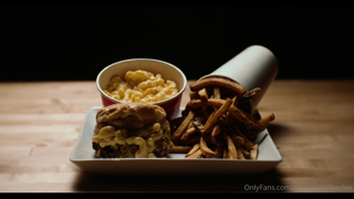 989816570_there-s-nothing-i-crave-more-than-greasy-deep-fried-foods-i_0.mp4