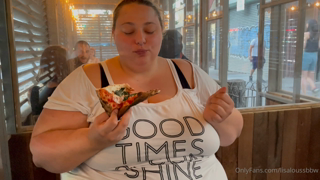 361390930_day-35-of-my-trip-was-spent-in-new-york-city-of-course-i-ha_3.m4v
