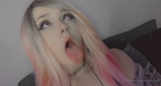 391009934_drooly-sound-on-aheago-blue-hair-cock-sucking_1.mp4