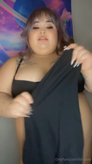 742425658_watch-me-try-on-this-tight-outfit_1.m4v