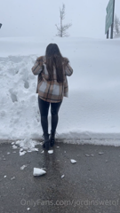 24f94f76-3aeb-4f08-8542-20c97d2d8899.m4v