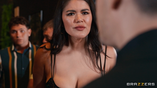 Mei Cornejo, Yasmina Khan - Brazzers (VIPs In The Club).mp4