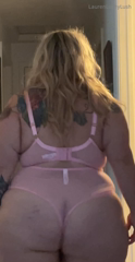 877358107_being-blonde-is-so-fun_0.mp4