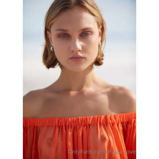 2400x3375_d67c5d8456c9b365b75983f865273a67.jpg