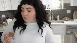 994792281_fat-sister-goes-to-the-doctor-you-arrive-home-early-one-day_0.mp4