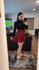 1455434936_i-hope-everyone-had-an-amazing-christmas-here-s-my-outfit-o_0.mp4