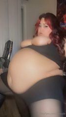 1580526533_want-me-to-bounce-on-top-for-you_0.mp4