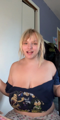 2026-05-25 7643922533716069150 midnightkay_ Makeup; sorry room is messy.mp4