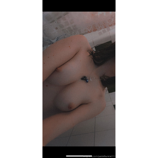 bunniesbedroom fav 12 shower tits.jpg