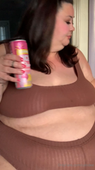 860593259_silly-hangs-21-pics-6-5min-vid-lets-hang-out-and-have-so_20.mp4