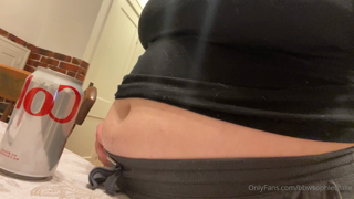 224315858_whats-more-classic-than-a-fat-gal-with-diet-coke-classic_2.m4v