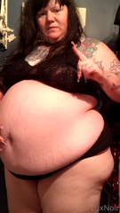 416171095_the-grand-finale-i-m-such-a-pig-i-have-more-clips-from-th_1.m4v