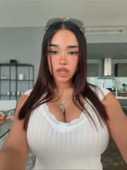 7659835161650957582_hd.mp4