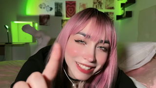 2025-11-02 - ¿TE QUEDAS A DORMIR CONMIGO？ 😇😈 Besitos y Mouth Sounds 💋 ASMR (public).mkv