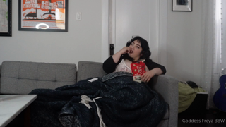 1455273601_the-fat-domesticated-wifeafter-a-long-hard-day-you-come-ho_0.mp4