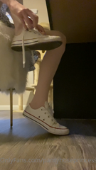 44516830_some-of-you-have-been-asking-me-for-longer-foot-play-videos_0.m4v