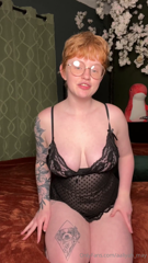 aaliyah_may_Pillow_Humping_is_soooo_underrated_the_soft_feeling_on_my_clit_and_feeling_like_I'm_riding_is_the_best_&lt3__4243543091.mp4