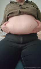 748900856_hello-how-are-you-doing-i-today-tried-on-the-old-pants_0.m4v