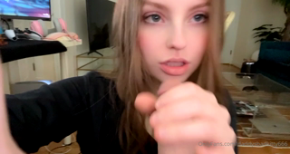 472564178_untilllllll-then-enjoy-me-sucking-on-my-toy-1-coc_0.m4v