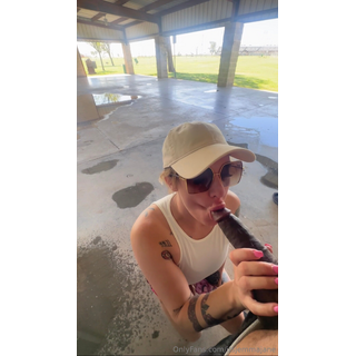 itsjemmajane_the_BIG_ones.._the_BLACK_ones_🤤__4501310211.jpeg