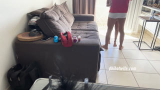 Aquela sentada 😈 enquanto o corno trabalha…-Part14.mp4