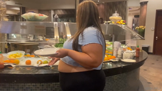 546260123_watch-me-sexysignaturebbw-and-kaybearcutie95-stuff-our-fa_0.m4v
