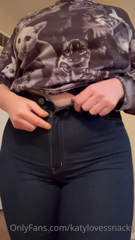 486261766_damn-my-new-jeans-have-gotten-so-tight-already-woops_0.m4v