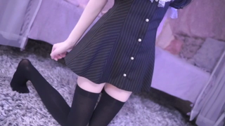 地雷ぽいお洋服で♡お尻のかたちをよく褒めてもらえるのできょうはお尻いっぱい見せちゃうね･･･ ♡ちかくで見せちゃってるのにじわ〜って濡れてきちゃって(2).mp4