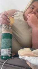 1617061564_my-fave-snack-is-pringles-allllllways_0.mp4