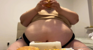 352041480_eating-my-biggest-mcdonalds-meal-so-far-watch-me-play-with_0.m4v