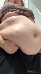 642488135_biiig-squish_4.m4v