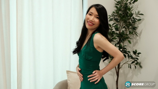 40SomethingMag - 2026-04-08 Kiki King - Cute little Asian MILF Kiki King fucks herself with a toy - 42077.mp4