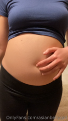 559385665_after-eating-i-already-felt-so-full-i-easily-ate-2-large-d_8.m4v