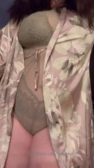 520842519_i-found-this-bodysuit-all-balled-up-and-forgotten-in-the-cor_4.mp4