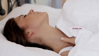 wowgirls.15.05.08.guerlain.white.dreams.1080p.mp4