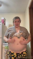 1565780561_who-here-likes-a-hanging-belly_0.mp4