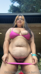 711821211_extra-jiggly-bouncy-today_0.mp4