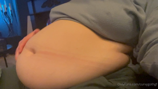 285694531_feeling-super-lazy-and-editing-new-videos-today-ive-been-e_0.m4v