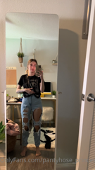 337786478_outfit-of-the-day-video-happy-sunday-babes_0.m4v