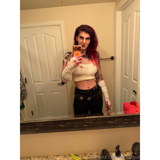 kenisagirl_2561451638_source (1).png