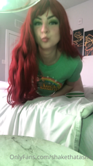 123544601_who-is-ready-to-get-absolutely-lit-with-me-for-st-patricks_0.m4v