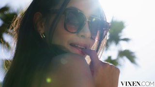 2022.09.09 Vanessa Alessia - Lucky Break (103541).mp4